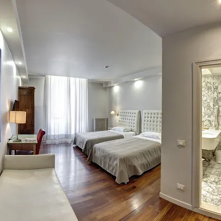 فندق Vittoria 4*