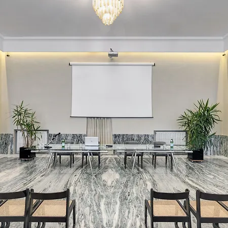 Vittoria 4*