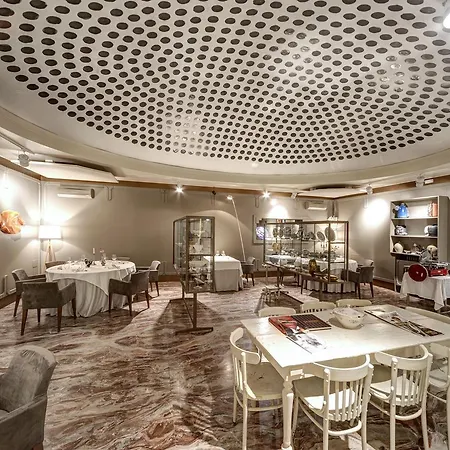Vittoria 4*