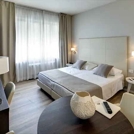 Hotel Vittoria 4*