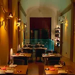 Vittoria Hotel