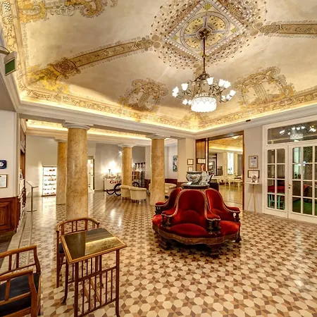 비토리아 호텔 파엔차