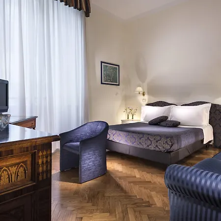 Vittoria Hotel