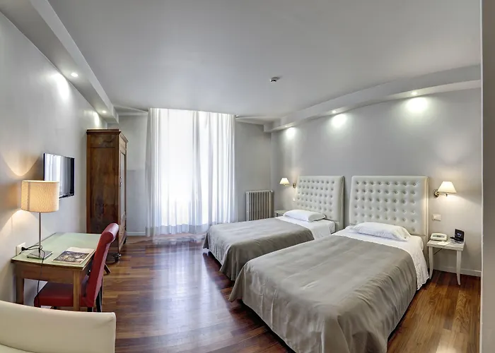 Otel Vittoria 4*