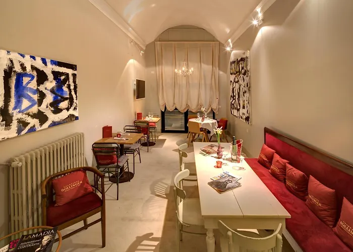 מלון Vittoria 4*